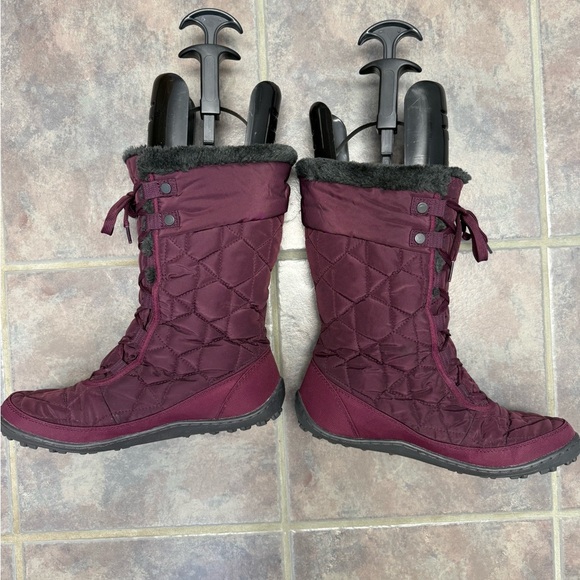 Columbia Women's Quilted Winter Boots - Picture 4 of 9